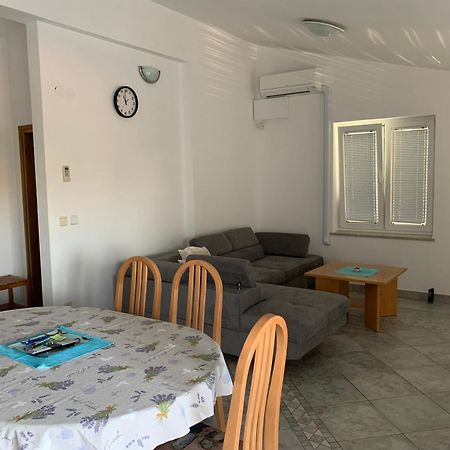Apartmani Auer Pjescana Uvala Luaran gambar