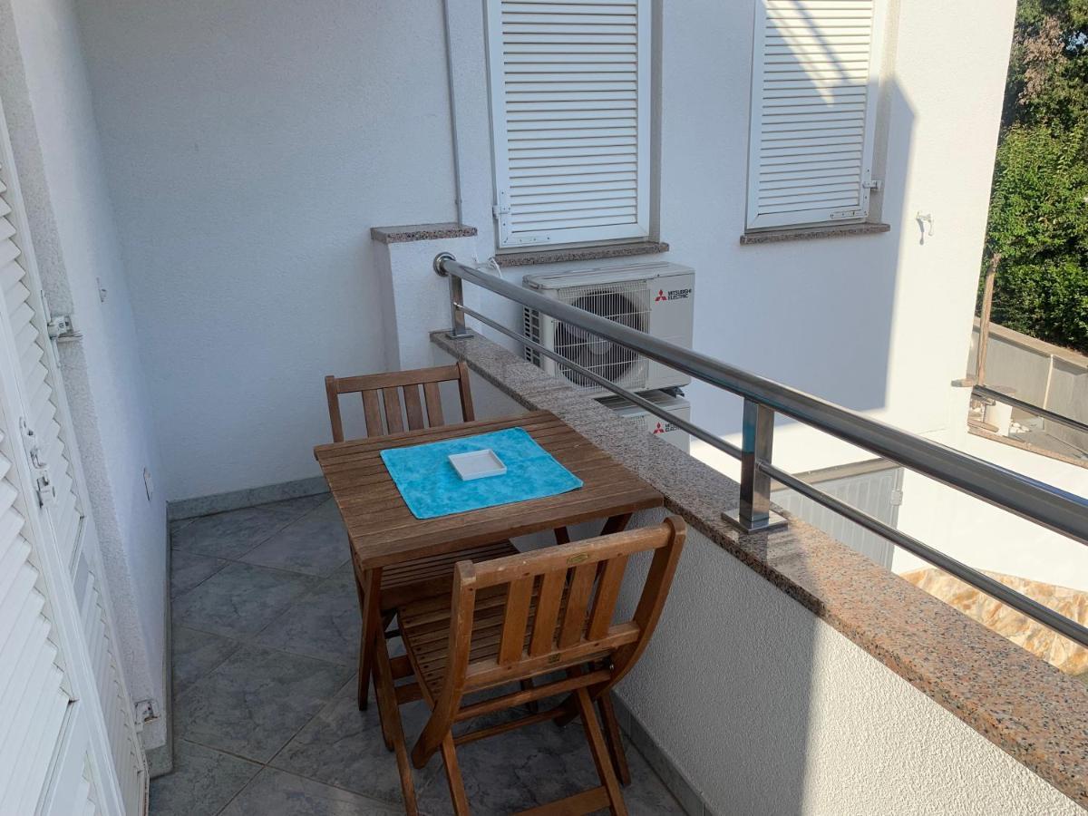 Apartmani Auer Pjescana Uvala Luaran gambar